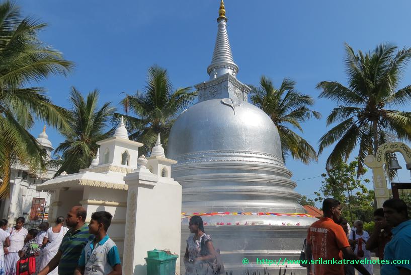Nagadeepa Buddhist temple in Sri Lanka's Northern  Province where a 67 ft Buddha statue is being erected.