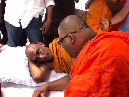 Blasts bring Lankan Buddhist monks to political center stage