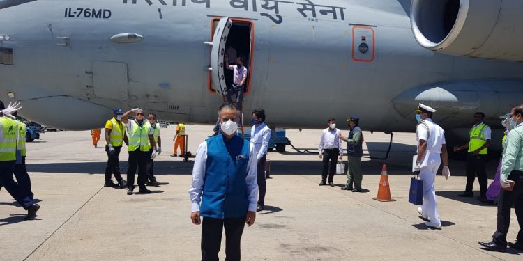 India’s High Commissioner-designate Gopal Baglay arrives with a gift of 12.5 tonnes of medical supplies to Lanka