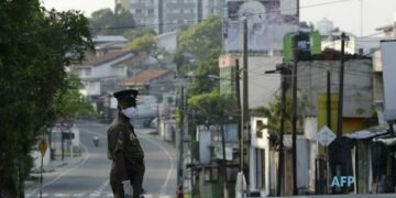 PHIs urge immediate border restriction for all 9 provinces in Sri Lanka