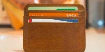Credit and debit cards. Image credits - Stephen Phillips - Hostreviews.co.uk / Unsplash