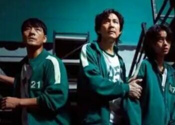 This undated photo released by Netflix shows South Korean cast members, from left, Park Hae-soo, Lee Jung-jae and Jung Ho-yeon in a scene from 'Squid Game.' (AP)