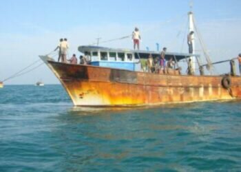 Captured TN trawler