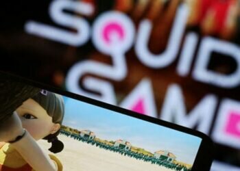 ‘Squid Game’ is Netflix’s biggest original show debut