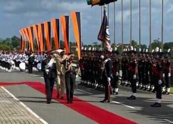 Gen.Naravane stresses need for top-level India-Lanka military engagement