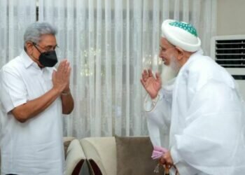 Leader of Bohra community meets President