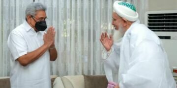 Leader of Bohra community meets President