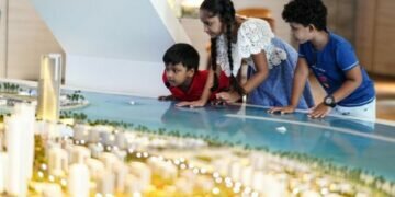 “City of the future” rising from the sea at Colombo