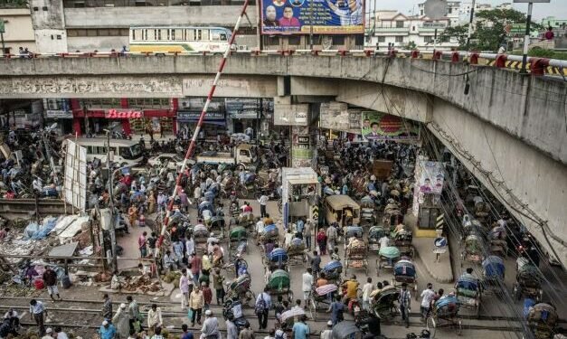 IMF forecasts Bangladesh economy to grow 6.6% in FY22