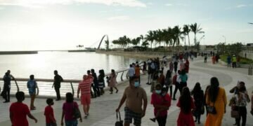 Colombo Port City Marina. Walking path. Photo: Tang Lu/ Xinhua
