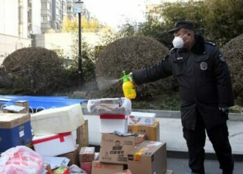 Source tracing links Beijing new COVID-19 case with mail from Canada
