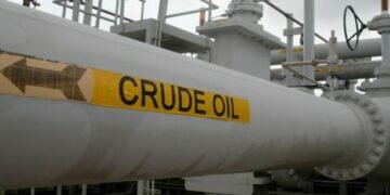 Crude oil hits $100 for first time since 2014 after Putin announces military action