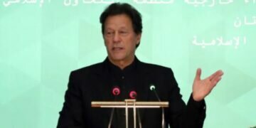 Pakistan Prime Minister Imran Khan hit out at Opposition parties for tabling a no confidence motion against him in Parliament (File photo)