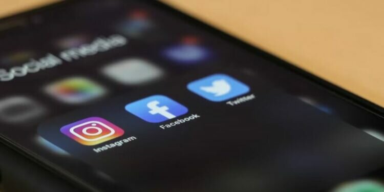 Social Media. Image credits - dole777 / Unsplash