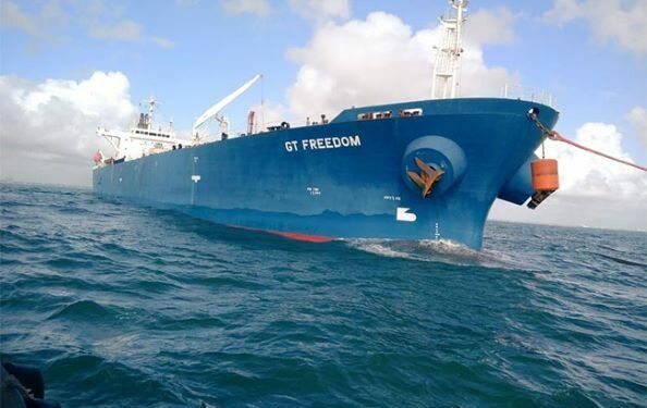 Another 40,000 mt of petrol arrives in Colombo from India