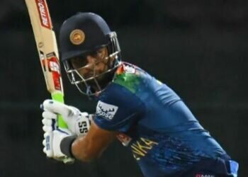 Sri Lanka's Dasun Shanaka batting during 3rd T20I. (Courtesy: AP)