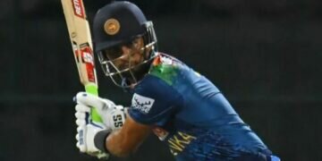 Sri Lanka's Dasun Shanaka batting during 3rd T20I. (Courtesy: AP)