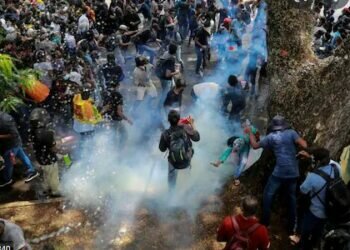 The purpose of defending anarchists