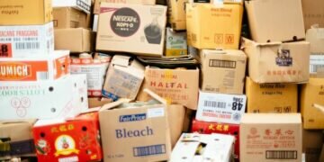 Parcels. Image credits - CHUTTERSNAP / Unsplash