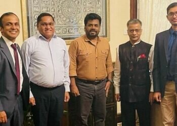 Indian High Commissioner meets JVP leaders