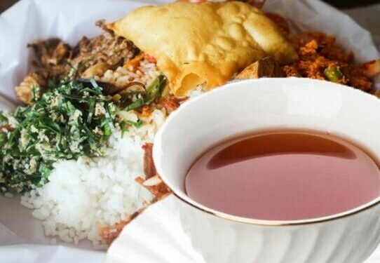 Prices of rice packet and cup of plain tea slashed