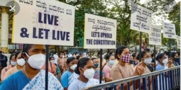 Karnataka state in India passes anti-conversion law
