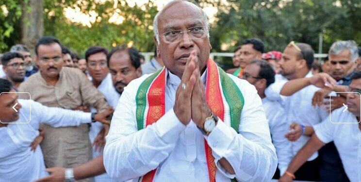 Gandhi family loyalist and veteran politico elected Indian Congress party leader