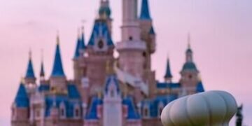 Shanghai Disney’s Covid lockdown. Image credits - Wenhao Ryan / Unsplash