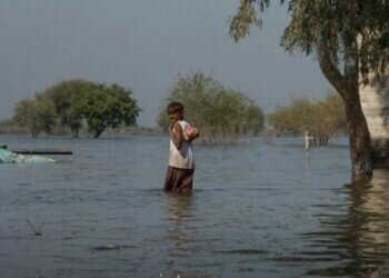 COP27 talks weigh who should pay for climate damage to poor countries