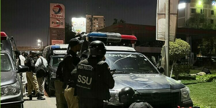 Tehreek-i-Taliban Pakistan attacks Karachi police chief’s office, 2 killed