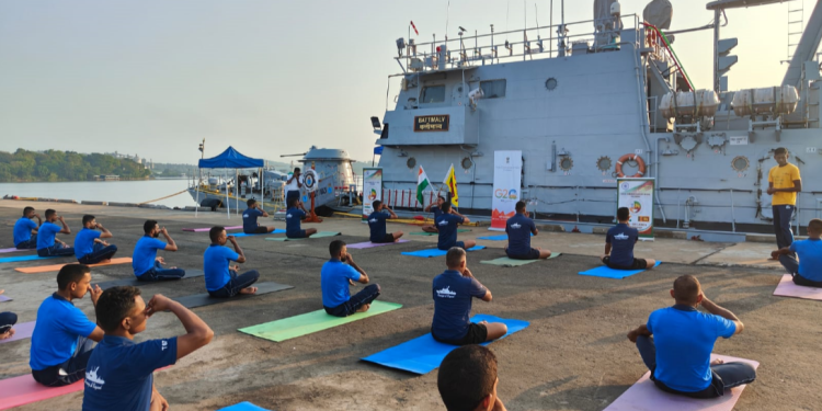 Indian naval vessel Batti Malv visited Trincomalee