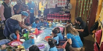 Sachin Tendulkar visits Sri Lankan schools