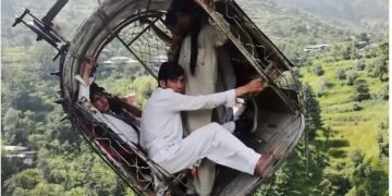 How children stranded for 15 Hours in a dangling cable car were rescued