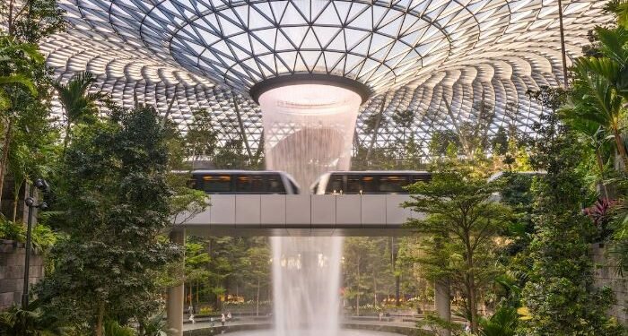 Changi Airport. Image credits - Darren Nunis dnunis / Unsplash