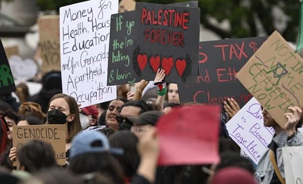 US Jews rally behind Palestinians  