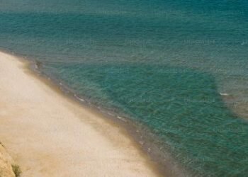 Indian Ocean. Image credits - Unsplash+