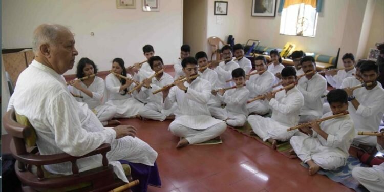 Pandit Hariprasad Chaurasia’s Vrindaban Gurukul for new-age learners