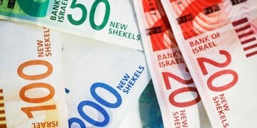 Israeli shekel falls to almost 8-year low