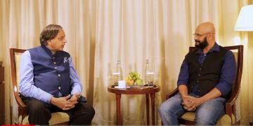 Shashi Tharoor interviewed by Santosh Menon in Colombo