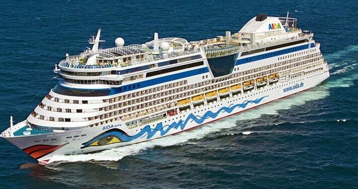Travelers ready to set sail on cruises at record levels next year