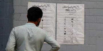 Mobile phone services suspended across Pakistan as voting begins