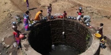 Parts of India record hottest April as heatwave kills nine
